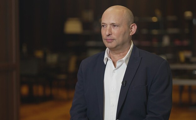 בנט: ללכת לעסקה כוללת להחזרת החטופים