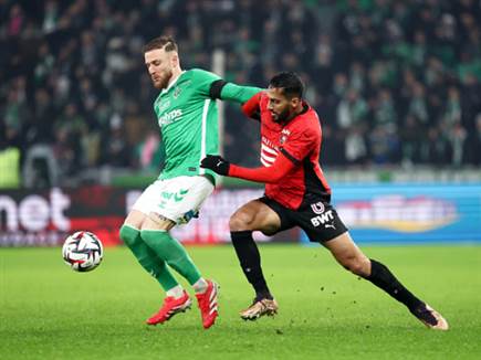 חוסר מזל, חוסר ביטחון, חוסר התאמה. קורנו במדי סנט אטיין (getty) (צילום: ספורט 5)