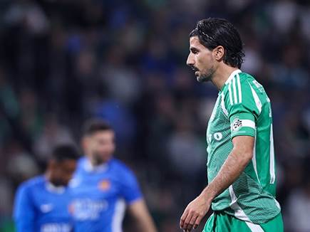 חזרה ליסודות? רפאלוב (צילום: מאור אלקסלסי) (צילום: ספורט 5)