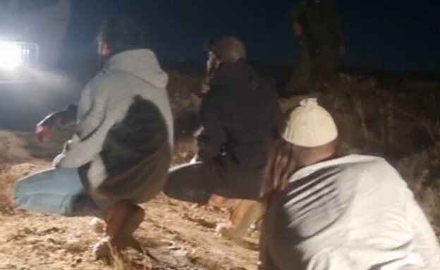 מעצר מתנחלים סמוך לכפר מאלכ שבחטיבת בנימין מעצר מתנחלים סמוך לכפר מאלכ שבחטיבת בנימין