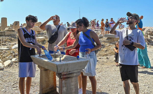 גל חום אירופה יוון (צילום: Milos Bicanski , getty images)
