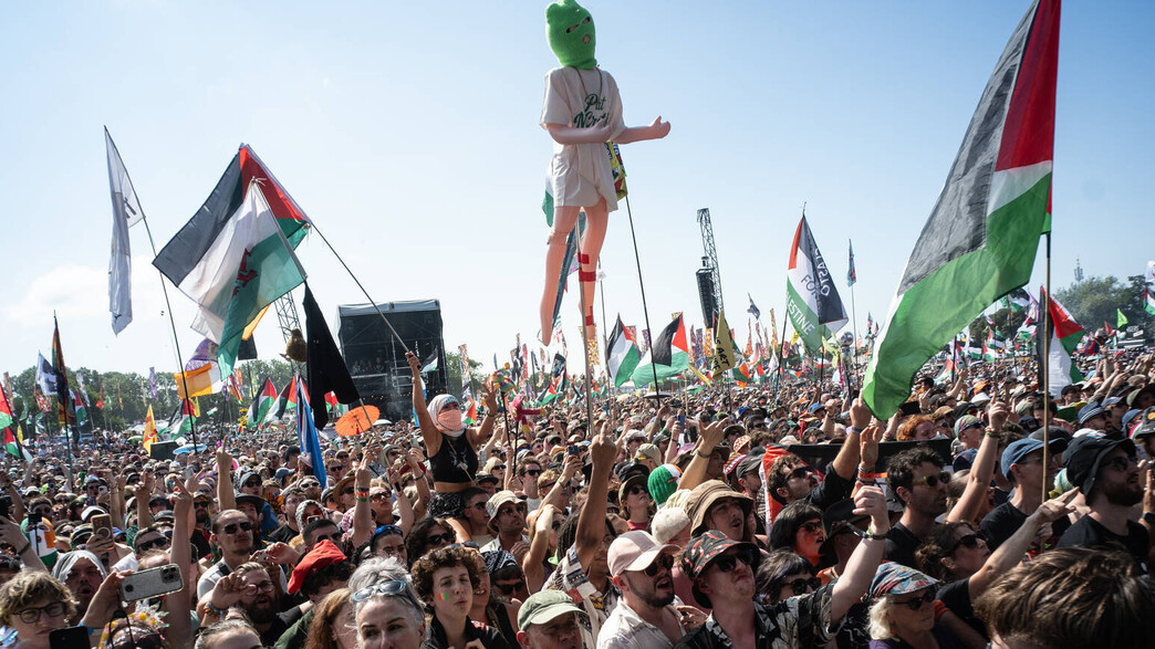 גלסטונברי, KNEECAP גלסטונברי, KNEECAP