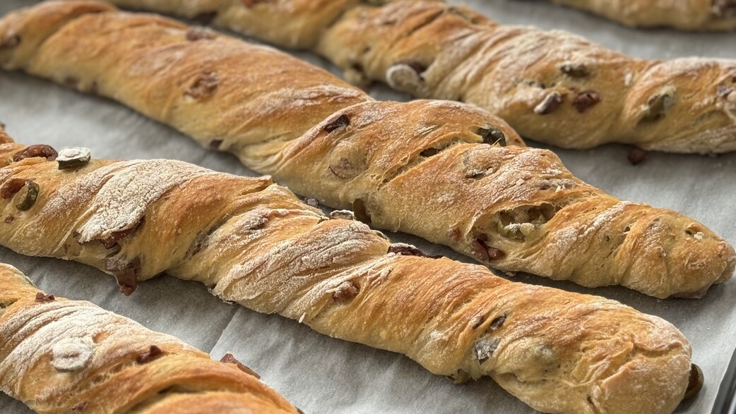 והנה הם מוכנים