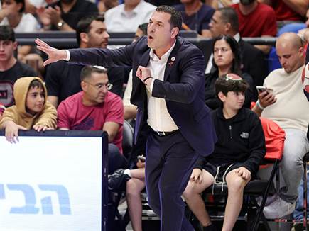 עשה לאיטודיס בית ספפר. אלון (אלן שיבר) (צילום: ספורט 5)