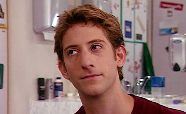 עמוס תמם