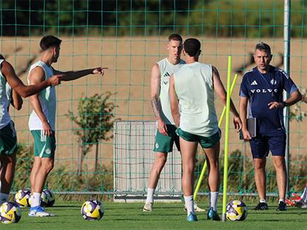 (מכבי חיפה) (מכבי חיפה)