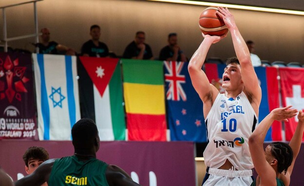 נבחרת ישראל עד גיל 19 (צילום: FIBA)