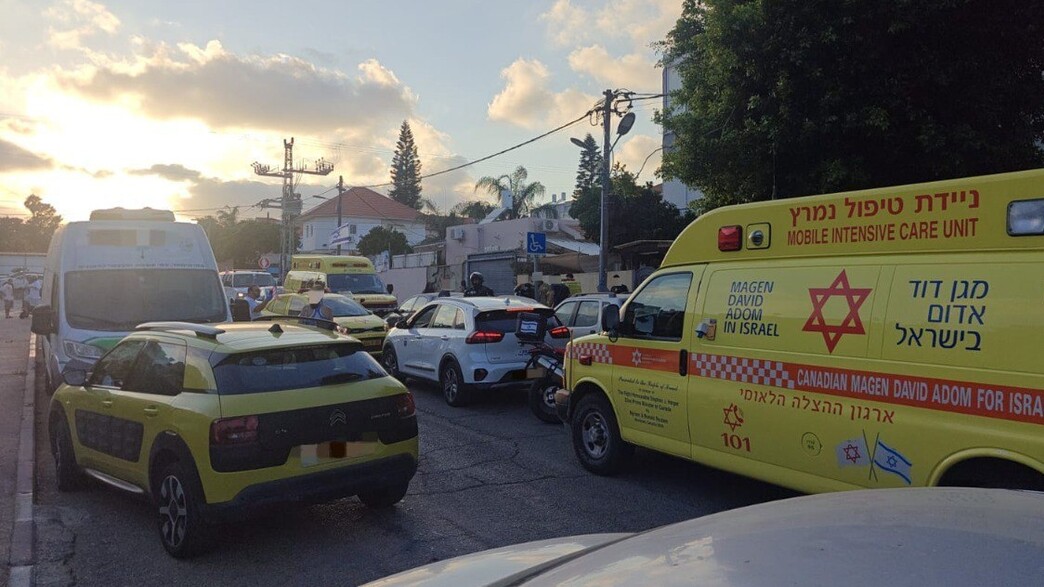 פעוטה נשכחה ברכב בחדרה פעוטה נשכחה ברכב בחדרה