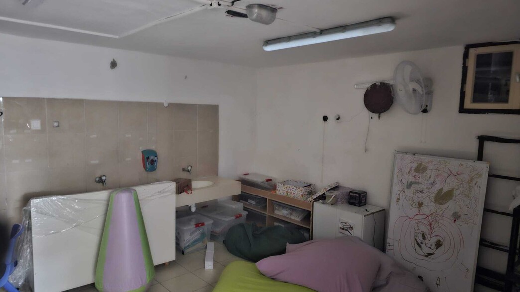 גן ישן ורעוע