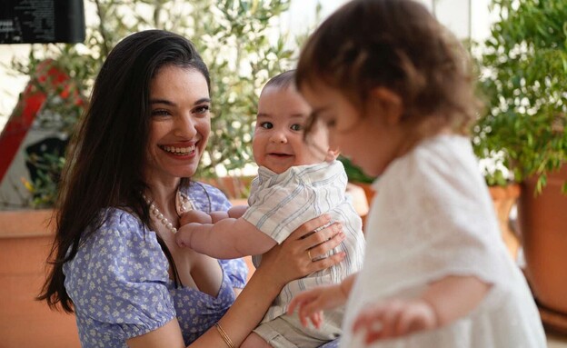 שירה דושינסקי והילדים (צילום: צילום פרטי)