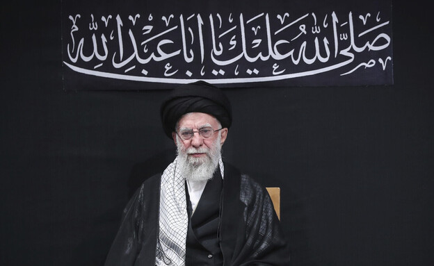 המנהיג העליון של איראן ח'אמנאי (צילום: AP)