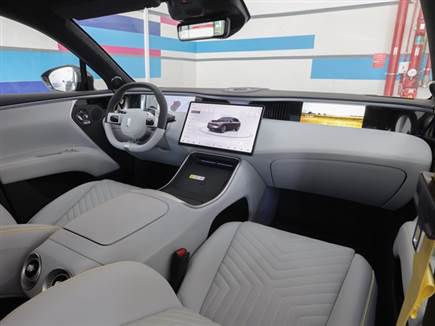 המון המון אבזור (צילום: ספורט 5)