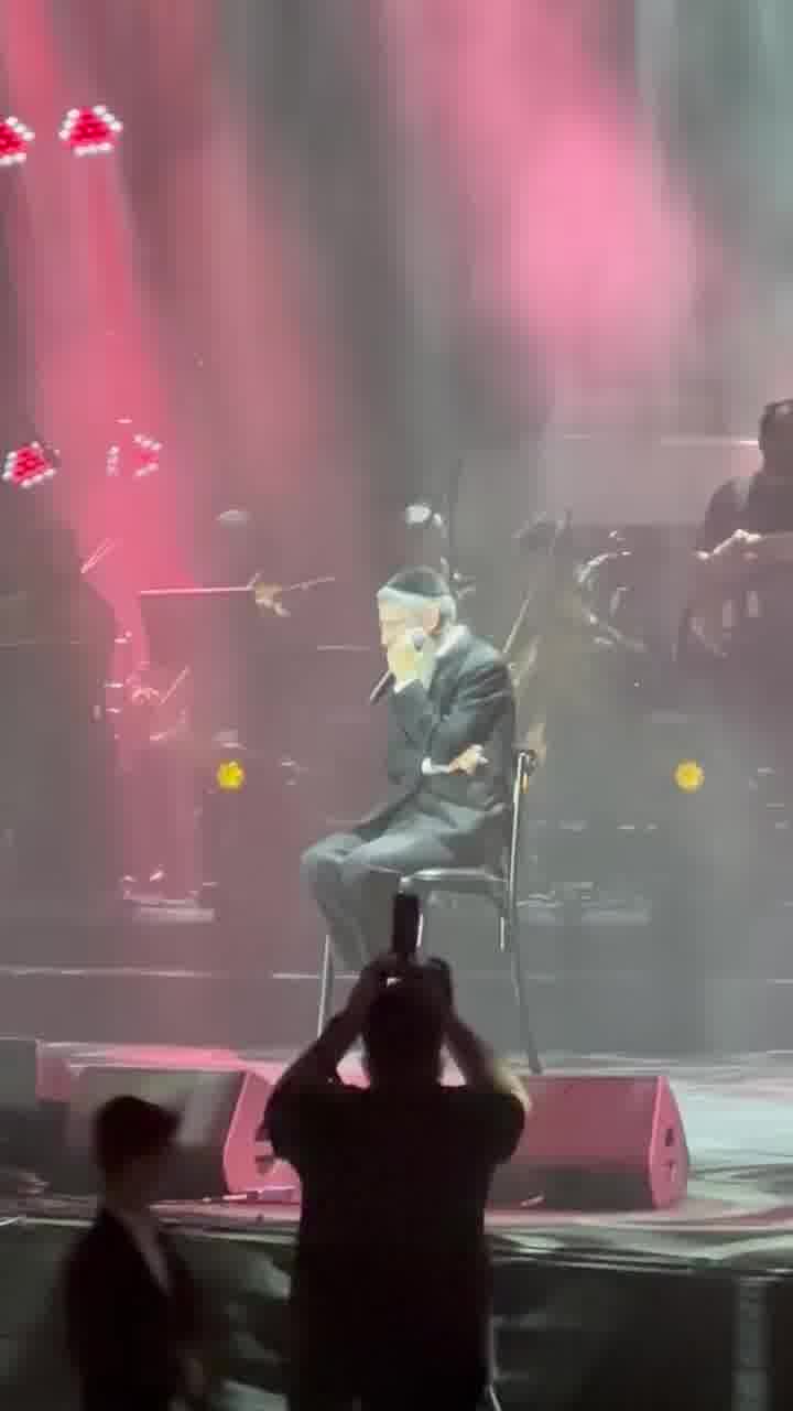 ״צדיקים שאי אפשר לעמוד במחיצתם״: אברהם פריד מקדיש הערב בהופעתו בבריכת הסולטן שיר לחמשת הנופלים אמש ב