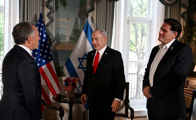 רון דרמר, בנימין נתניהו, סטיב וויטקוף (צילום: אבי אוחיון, לע