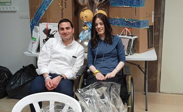 חני ואלחנן גרינברג לאחר התאונה (צילום: באדיבות המצולמים)