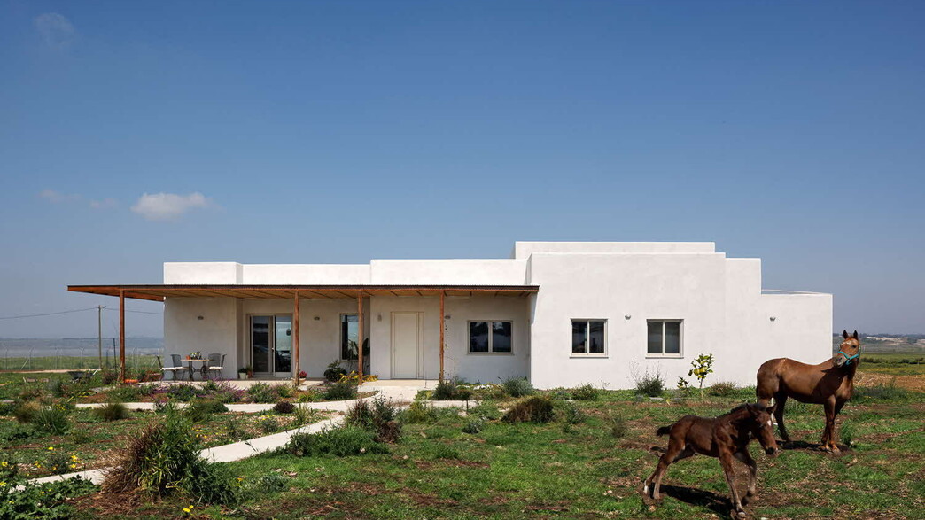 בית ברמת הגולן, עיצוב לני שריר בית ברמת הגולן, עיצוב לני שריר