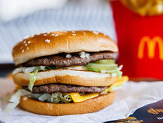 מקדונלדס (צילום: Photo by Lauren DeCiccaGetty Images) מקדונלדס (צילום: Photo by Lauren DeCiccaGetty Images)