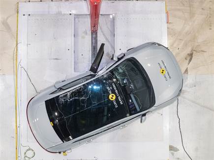 פולסטאר 4 - בלי חלון אחורי אבל עם 5 כוכבים