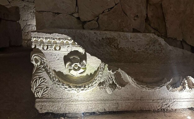 סרקופג בית שערים סרקופג בית שערים