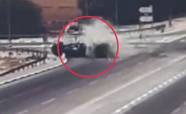 תאונה רכב צבאי צומת אבשלום כביש 232 הנגב (צילום: מצלמות הדרך)