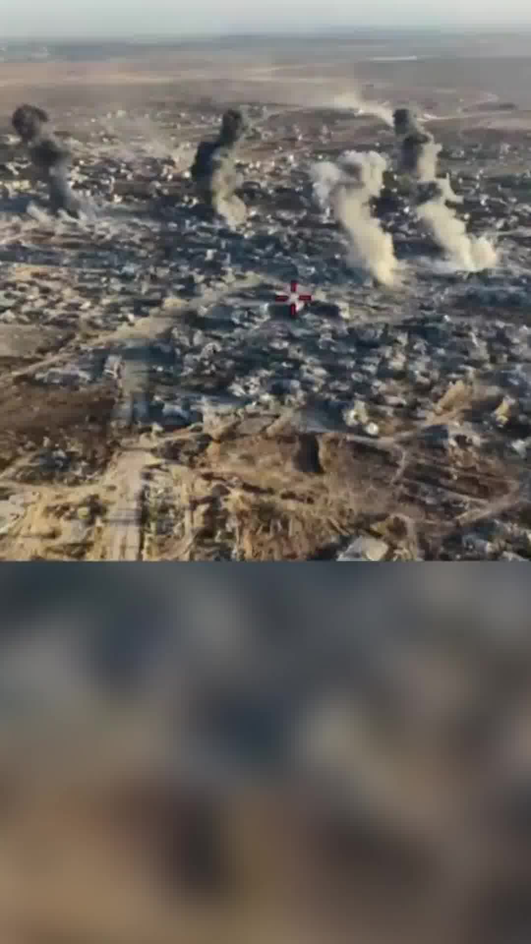 תיעוד: צה"ל מגביר את התקיפות בעזה - עשרות מטוסי קרב ביצעו מטס תקיפות בבית חאנון