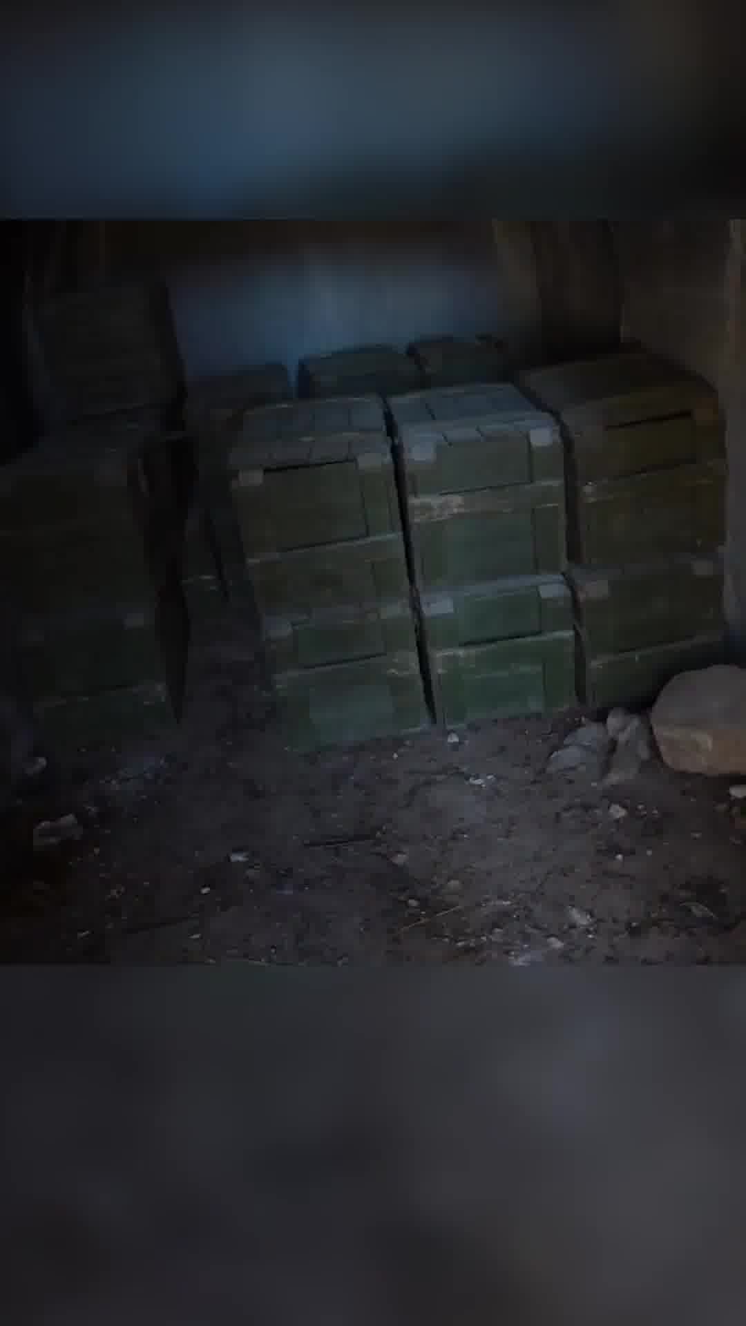 כוחות צה"ל פשטו על מפקדות קומנדו של המשטר הסורי הישן והחרימו יותר משלושה טון של אמל"ח