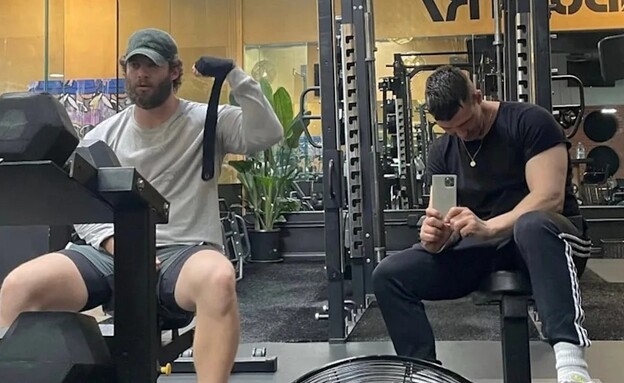 דיוויד קורנסווט דיוויד קורנסווט