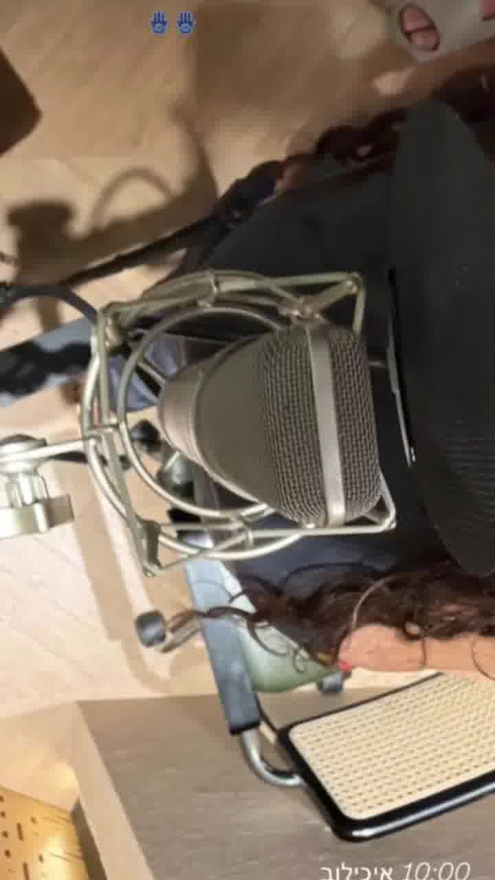 פרידה עוזיאל השתחררה מבית החולים ומיד קפצה לאולפן