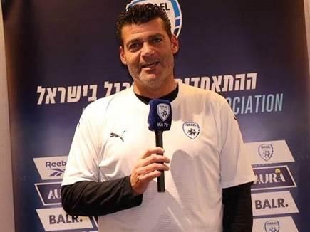 ניסו אביטן לקראת המשחק מול בולגריה (צילום: ספורט 5)