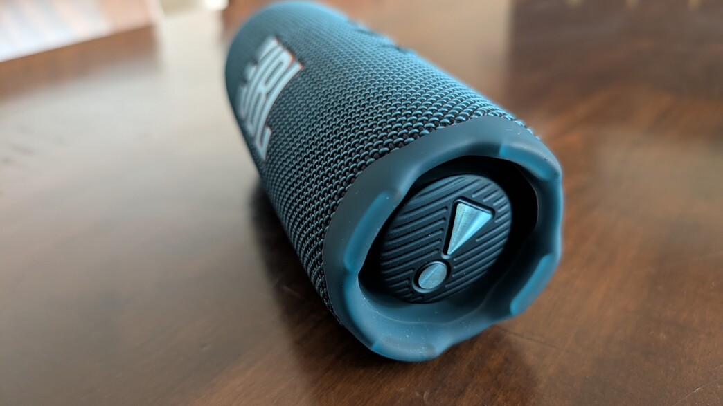 רמקול JBL פליפ 7