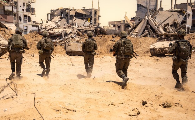 פעילות כוחות צוות הקרב של חטיבת גבעתי בבית חאנון (צילום: דובר צה"ל)