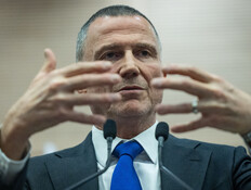 אחרי שהביך את הקואליציה: הליכוד סוגרת חשבון עם אדלשטיין