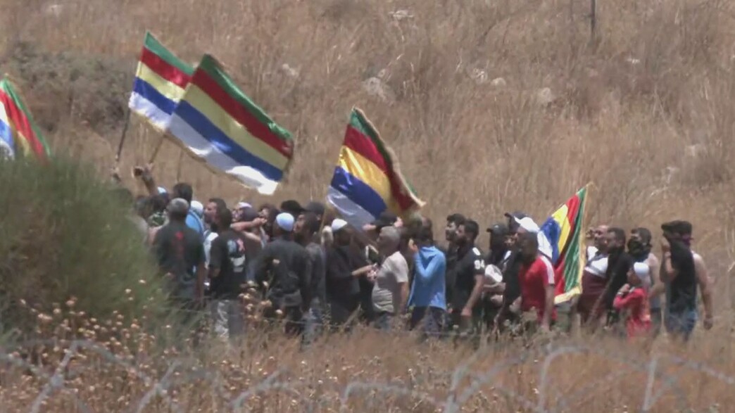 דרוזים חוצים את הגבול לכיוון סוריה דרוזים חוצים את הגבול לכיוון סוריה