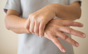 תפקוד ידיים (צילום: By Orawan Pattarawimonchai, shutterstock)