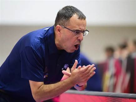 טל נתן - מאוכזב, אך עם ראש מורם. ובצדק (FIBA)