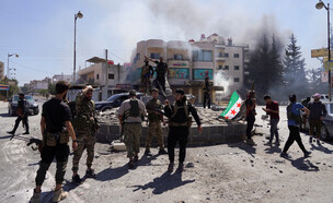 חיילי משטר סורי בסווידא, סוריה, לאחר עימותים בין ד (צילום: reuters)