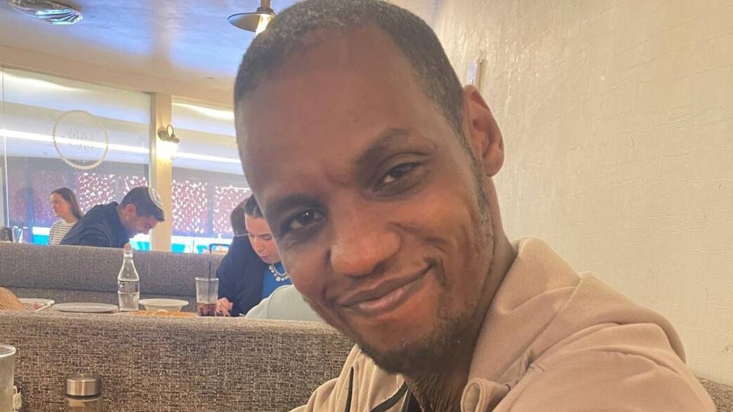 אברה מנגיסטו שוחרר מבית החולים 