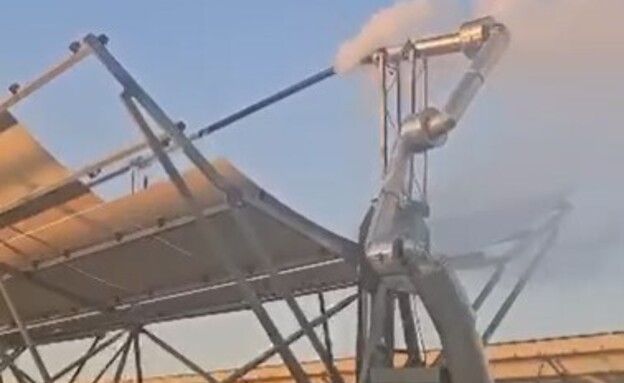 הדליפה בתחנת הכוח באשלים (צילום: מחוז דרום, כבאות והצלה לישראל)