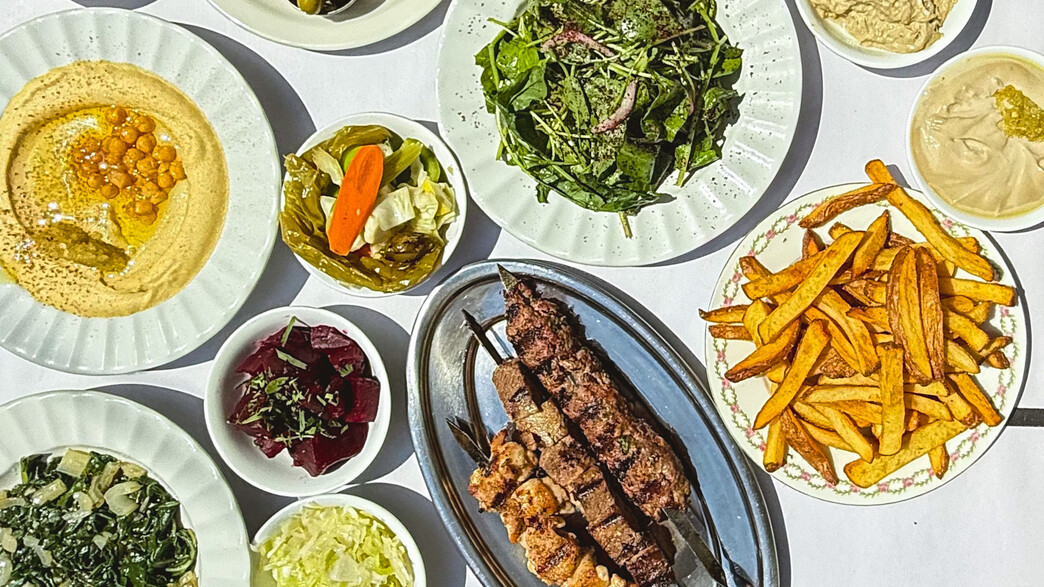 פתיחת שולחן בגיטה