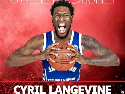 בדרך לצפוניים. לאנגבין (GETTY) בדרך לצפוניים. לאנגבין (GETTY)