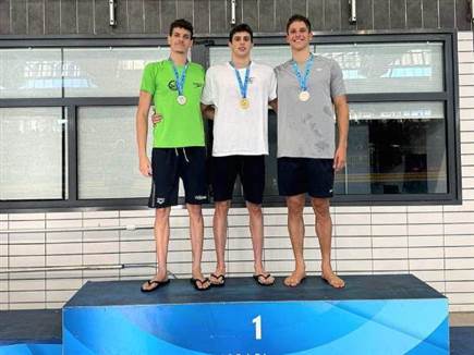 מנצחי משחה 100 מטר גברים (באדיבות איגוד השחייה) (צילום: ספורט 5)