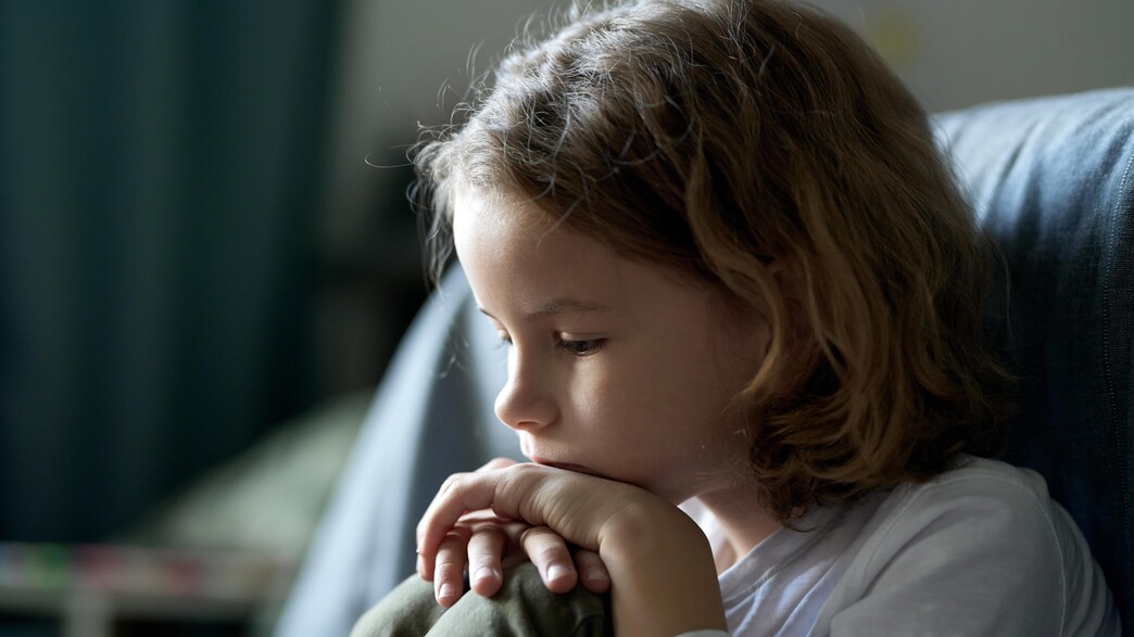 אילוסטרציה - ילד עצוב