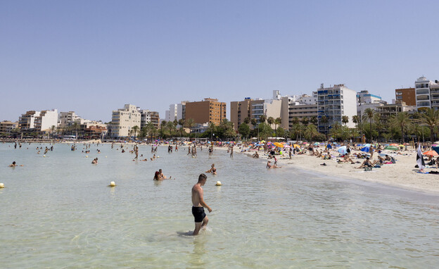 חוף פלמה דה מיורקה (צילום: JAIME REINA, getty images)