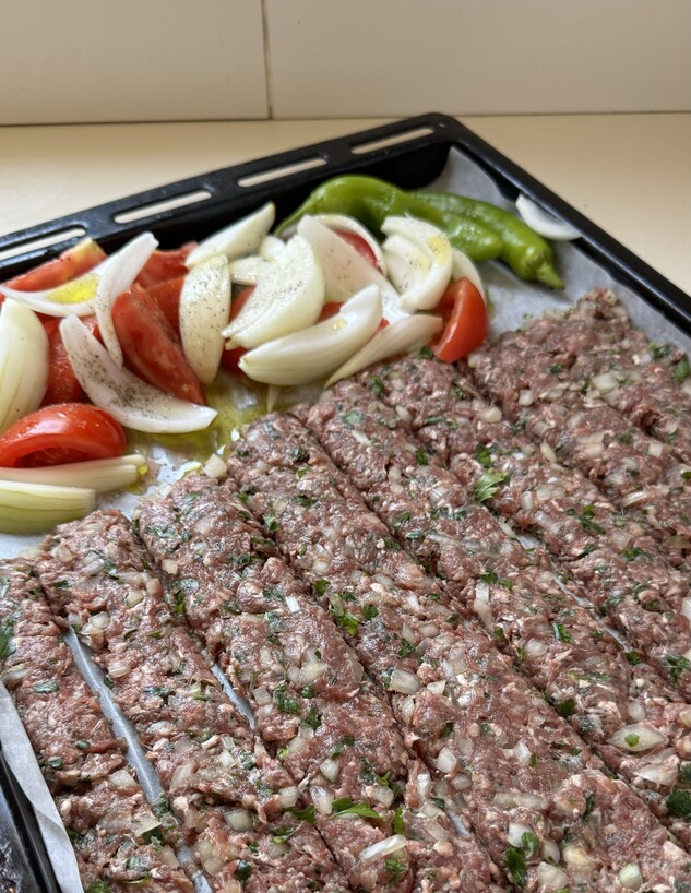 קבב טריק בתנור (צילום: יעל קצב)