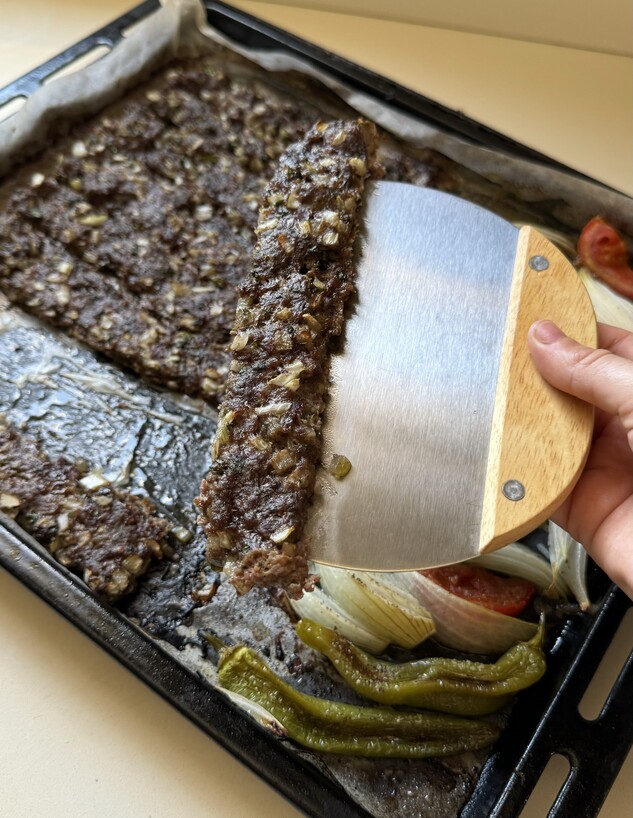 קבב טריק בתנור (צילום: יעל קצב)