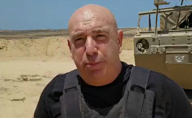 ניר דבורי