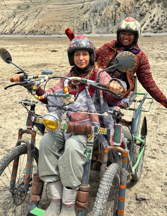 ריימונד אמסלם, צילומי "כשעננים נופלים" ריימונד אמסלם, צילומי "כשעננים נופלים"