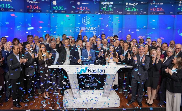הנפקת סייברארק בנסדא"ק ב-2014 (צילום: Nasdaq Inc. / Vanja Savic)
