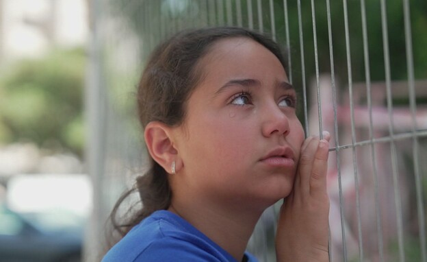 לורן אלון, בת 9 שביתה נהרס מטיל איראני (צילום: חדשות 12)
