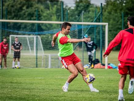 (האתר הרשמי של הפועל באר שבע)